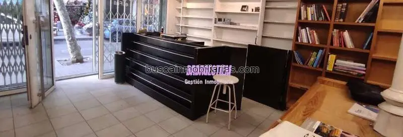 Local Comercial en Venta en Badalona 160m2