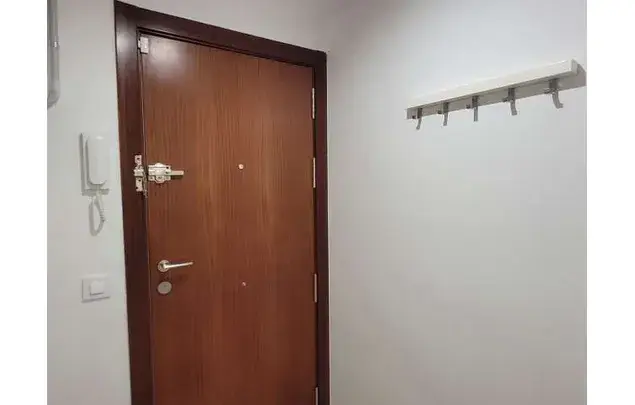 Habitacion 52m2 en L Hospitalet de Llobregat