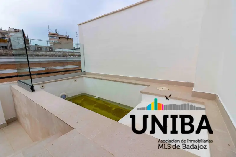 Venta Atico Duplex Casco Antiguo Badajoz Piscina Terraza Nuevo Estrenar