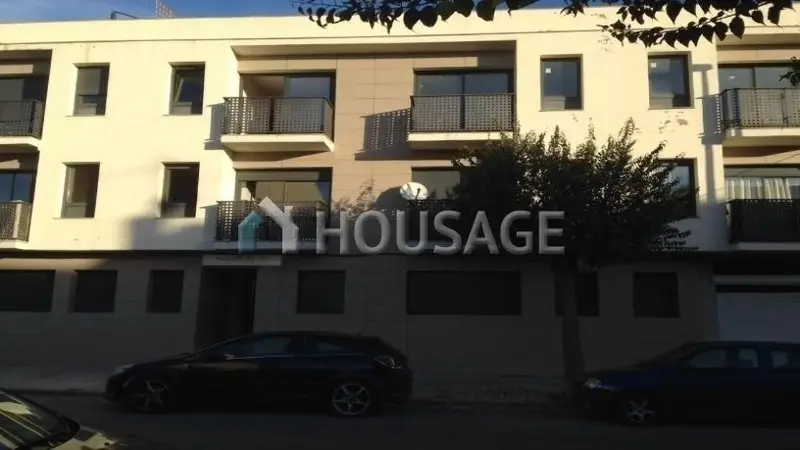 Piso en venta Torello 2 dormitorios 2 baños 61m2 necesita reforma