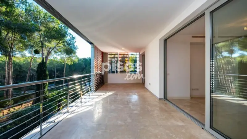 Apartamento en Bendinat con 4 dormitorios y gran terraza