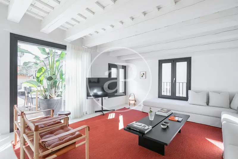 Atico Duplex de Lujo en El Gótico con Jacuzzi y Terraza