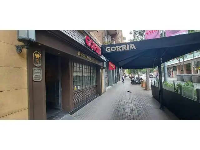 Plaza Aparcamiento Venta Eixample coche mediano-pequeño