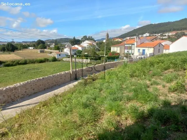 Finca Edificable 1256m² Neda Paraiso
