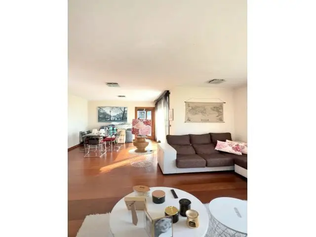 Chalet en Venta en San Román Santander Cerca de la Playa