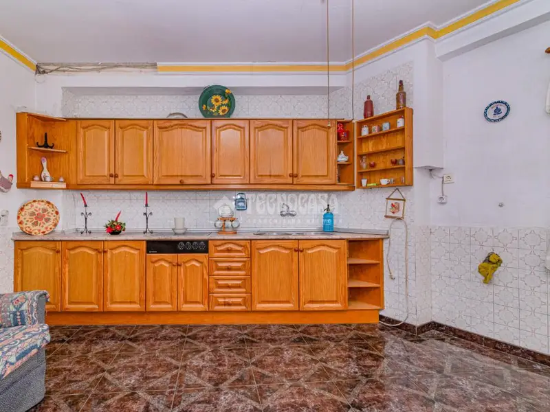 Casa en venta en el casco antiguo de Loja 469m2
