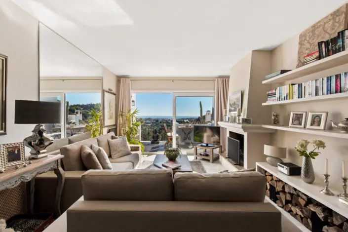 Apartamento 2 Dormitorios Benahavis Vistas al Mar