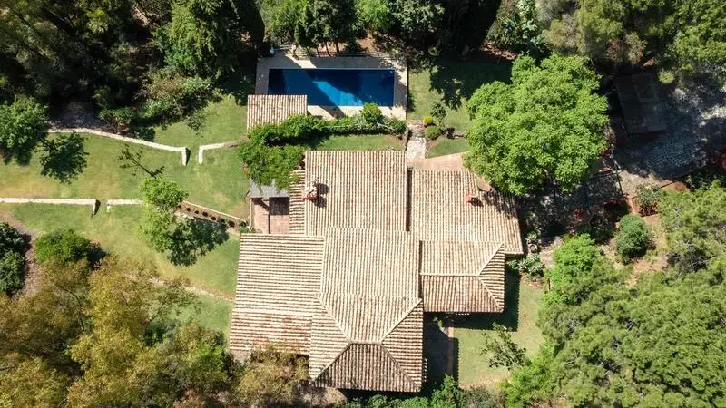 Villa Andaluza Benahavis 5 Dormitorios Piscina Parcela 17051m2