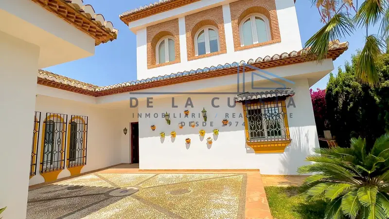 Chalet en venta en La Herradura Gran lujo y comodidad