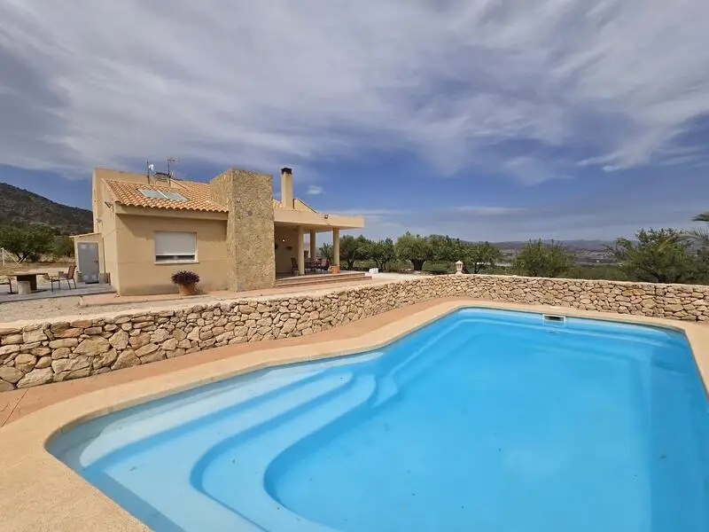 Villa Moderna 4 Dormitorios Salinas Alicante