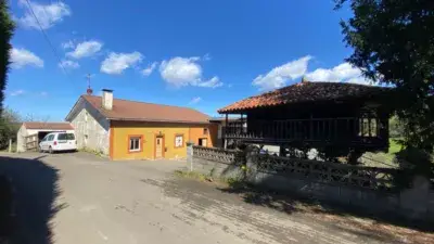 Casa en Picún Gijón con 3 hectáreas de terreno