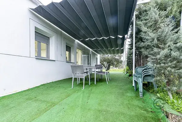 Chalet con Piscina en Malpartida de Caceres Cerca de Caceres