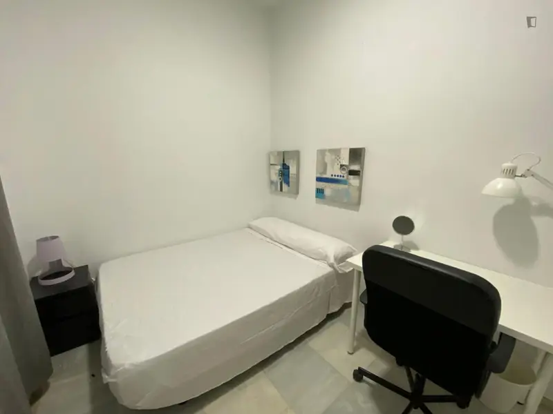 Habitacion Doble para Estudiantes Menores de 30 a	nos