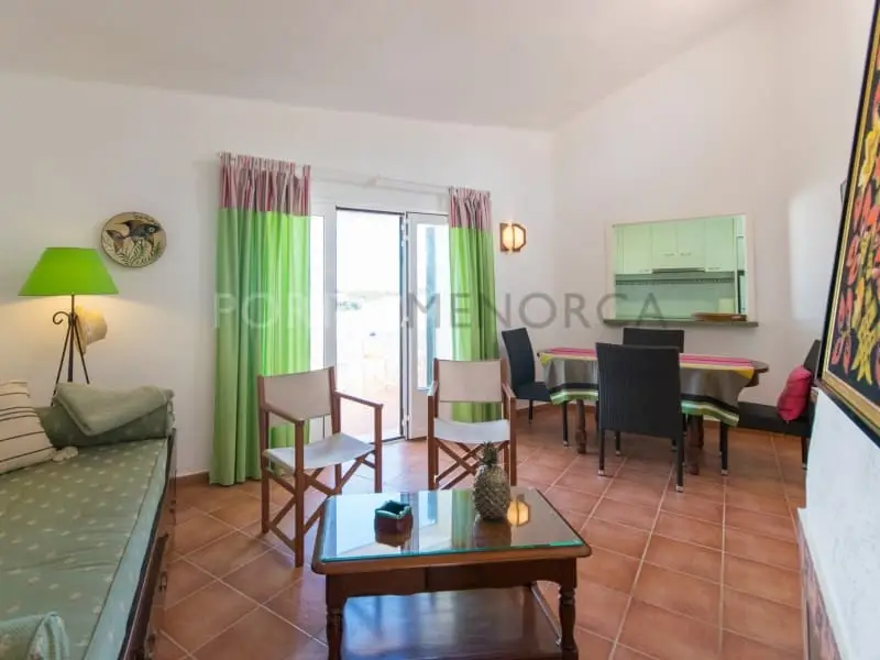 Apartamento en Arenal d'en Castell con Vistas al Mar y Acceso Directo a la Playa