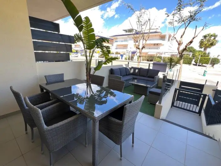 Apartamento 2 Dormitorios Cerca de la Playa Mil Palmeras
