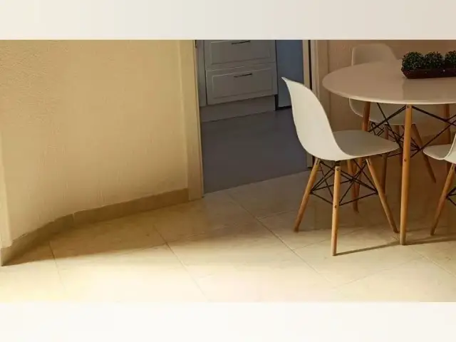 Piso entero de 3 dormitorios en valència.