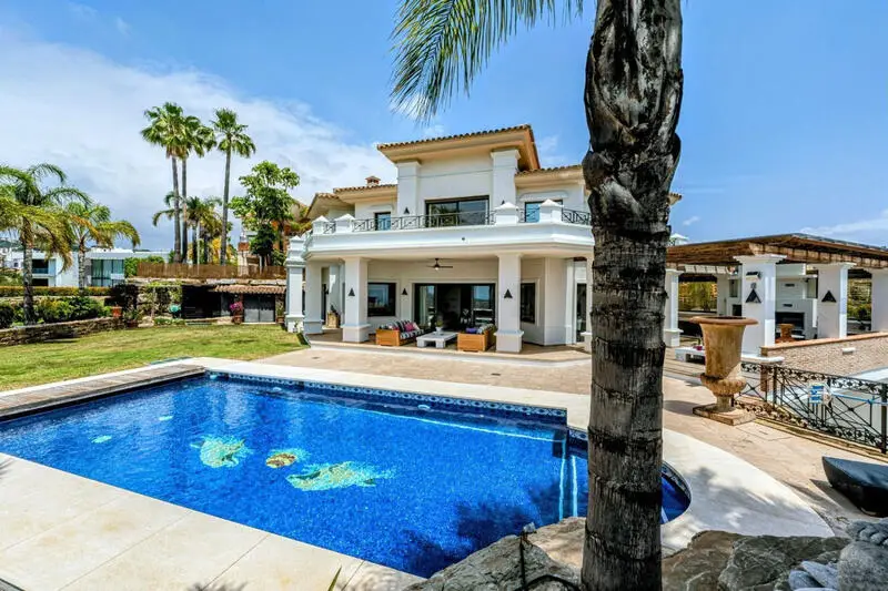 Villa de Lujo 4 Dormitorios Benahavis