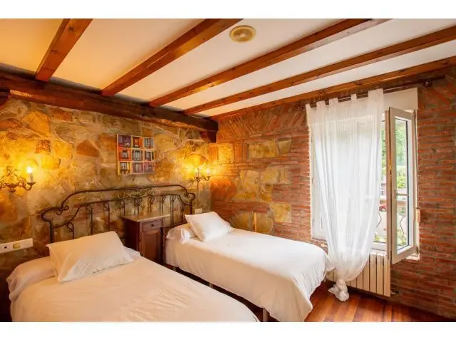 Venta Casa Rural Gajano Restaurante Pension 100 Anos