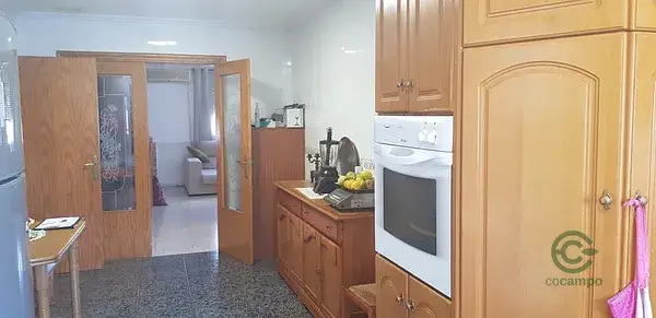 Casa con Cafeteria en Crevillent 7 Dormitorios 4 Banos