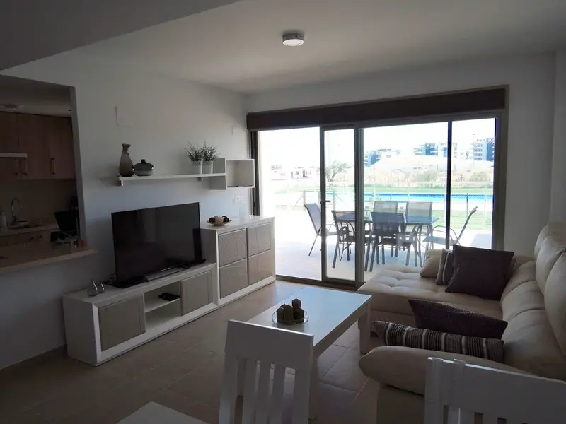 Apartamento 2 Dormitorios Villamartin Alquiler hasta 2027