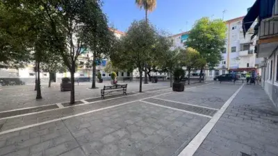 Piso en venta en Plaza de los Salesianos