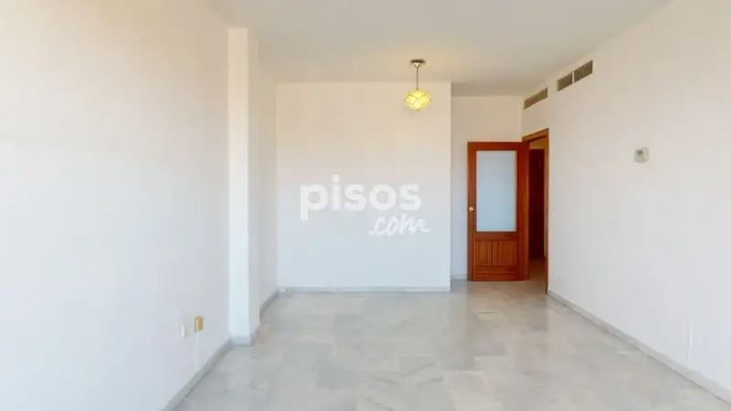 Piso en venta en Avenida de Oceanía