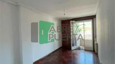 Piso en Venta Ribadavia Calle Rosalía de Castro