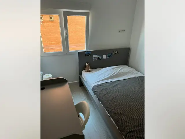 Habitación Málaga: Amueblada, Cerca Universidad, Wifi