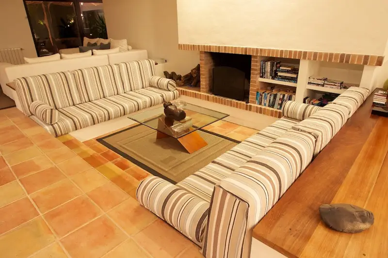Villa de Lujo 6 Dormitorios Ibiza con Piscina y Vistas al Mar
