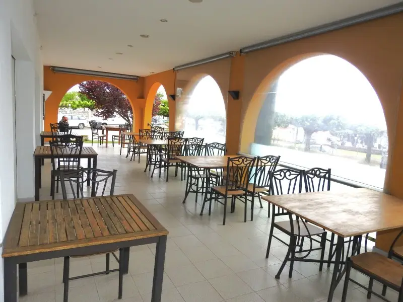 Venta Local Comercial Torroella de Montgri Restaurante Equipado