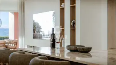 Apartamento de Lujo en New Golden Mile con Piscina Privada