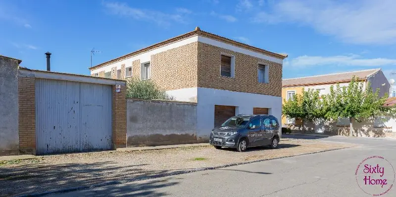 Casa con Chimenea en Frula Almuniente
