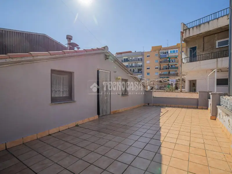 Casa en venta en Centre: 263m², 3 dormitorios (ampliable a 5), 3 baños, 2 terrazas