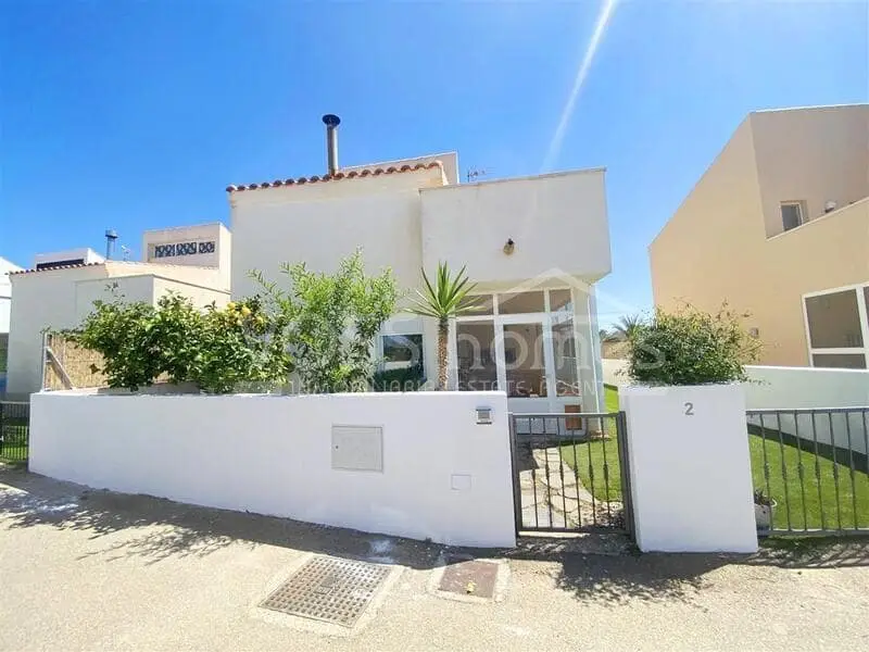 Chalet en Urcal Almeria 3 dormitorios 2 baños Jardin 291m2