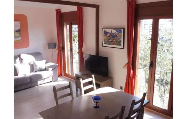 Apartamento 2 Dormitorios 65m2 Barcelona Terraza Privada