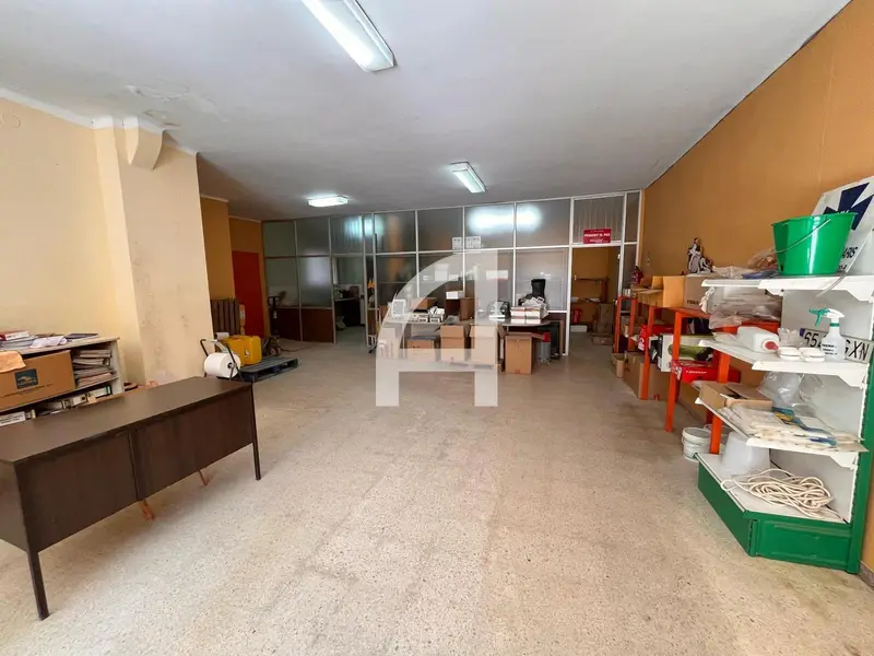 Local Comercial en Granollers 130m2 con Terraza