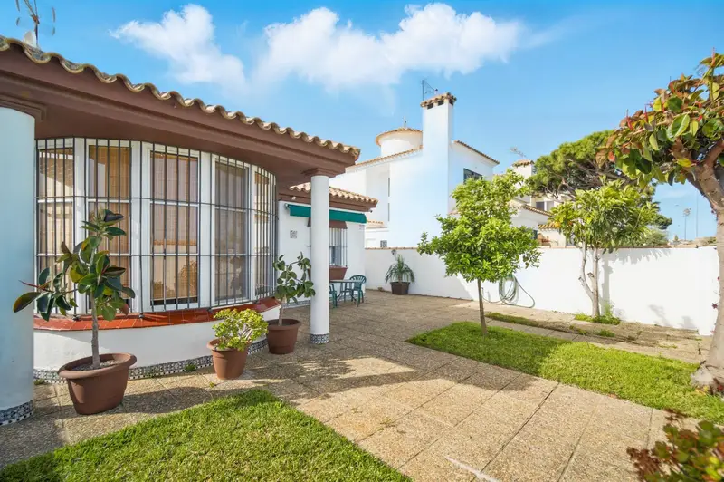 Chalet con Piscina en Sancti Petri Chiclana de la Frontera