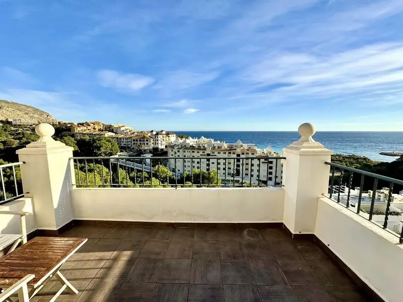 Atico en Altea con vistas al mar