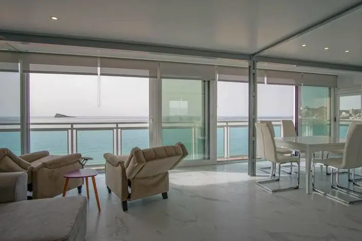 Apartamento 2 Dormitorios Benidorm Playa Poniente Reformado Vistas Mar