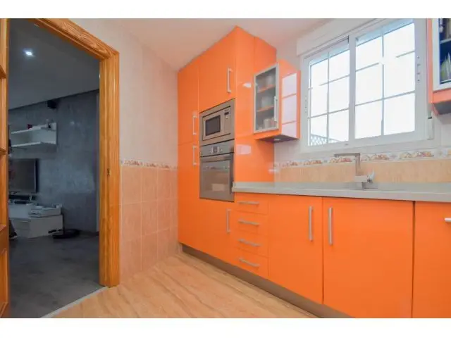 Piso en Las Gabias con Terraza de 45m2 y 2 Garajes