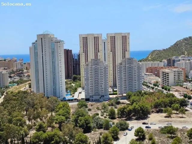 Apartamento en Cala de Villajoyosa con Piscina y Vistas