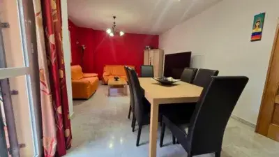 Amplio Bajo con Patio Privado en Arroyo de la Miel