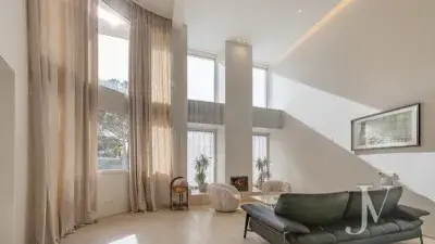 Chalet en Venta Algete Parcela 1600m2 Piscina Aerotermia 5 Dormitorios