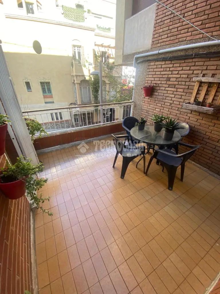 Piso en venta en Horta Guinardó