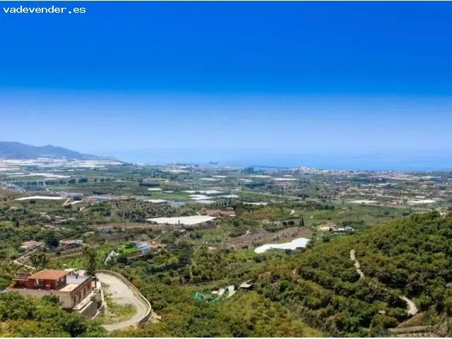Villa de Lujo con Vistas al Mar en Motril