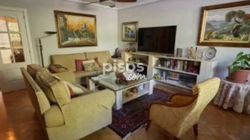 Piso en Venta en Europolis 3 Dormitorios 2 Baños Garaje Trastero