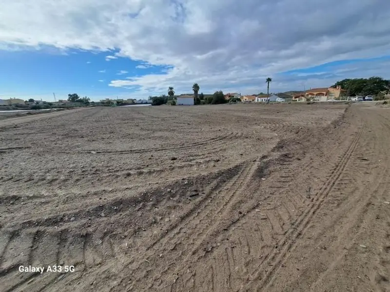 Terreno Rustico en Almeria a 7000m de la Playa