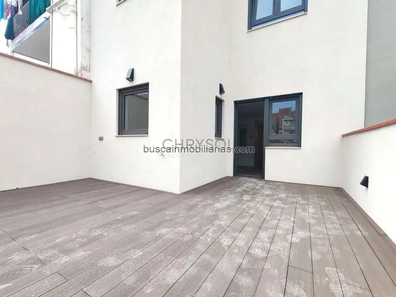 Piso en venta Barcelona: Reformado con terraza 2 dormitorios