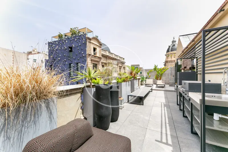 Ático con Terraza en el Centro de Barcelona