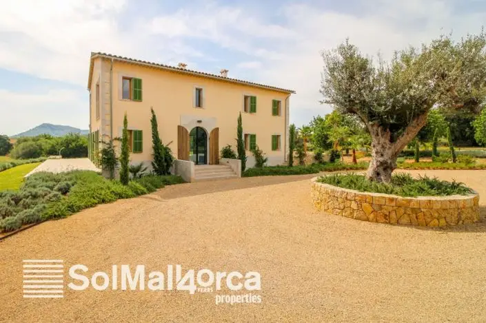 Finca de Lujo 4 Dormitorios 5 Baños en Venta